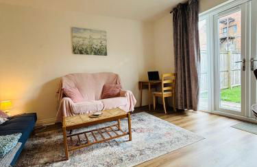 Penuel near Sutton -In-Ashfield town centre - Foto 16