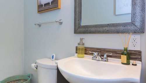 Charming and Cozy 1 Bedroom 1 Bathroom Guest Suite in Silverlake - Foto 5