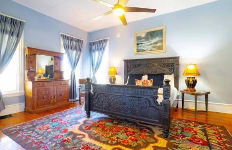 1906 Haus Stay for 13 with Access to Pool Hot Tub - Foto 23