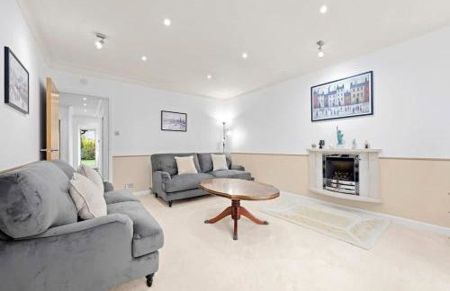 3 Bed Stunning Home in Hale - Foto 18