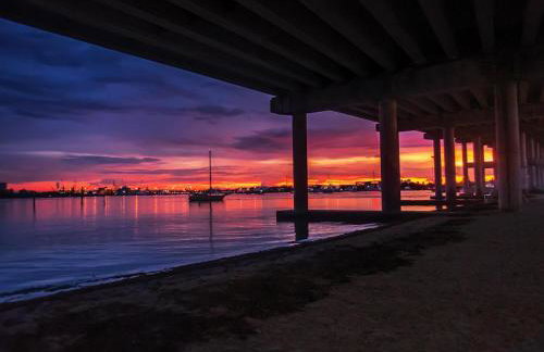 Designer Cottage Near Beach, Singer Island & Peanut Island! - Foto 56