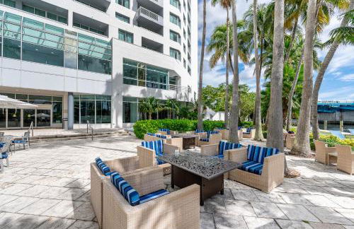 Amazing Intracoastal Views - Walk to the Beach! - Foto 29