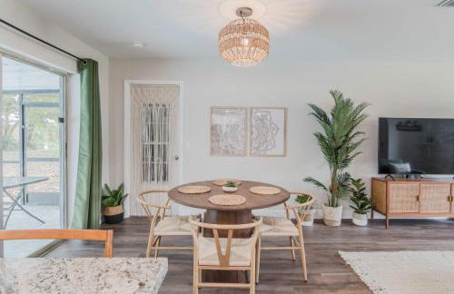 Boho retreat w pool & beach access - Foto 5