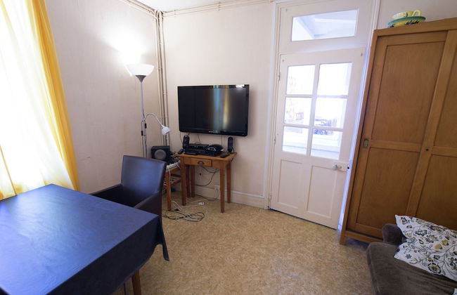 Unique Holiday Home in Saint-honore-les-bains With Garden - Foto 6