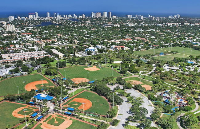 Uhost AI Stylish 1BR Bright Space w Patio - Foto 40