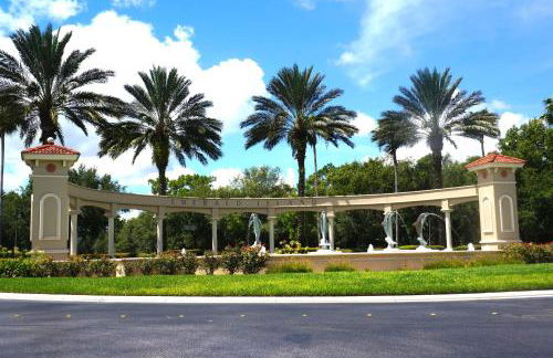 Gated Emerald island resort townhome, Overlook Pool, 3 miles to Disney, rent by owner - Foto 19