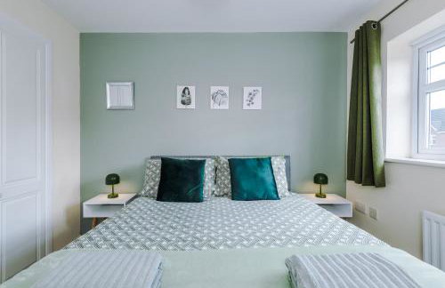 3 Bedroom Semi-Detached Home Sleeps 5 with Driveway - Foto 6