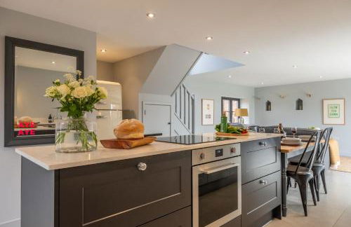 The Coach House Happisburgh - Photo 3