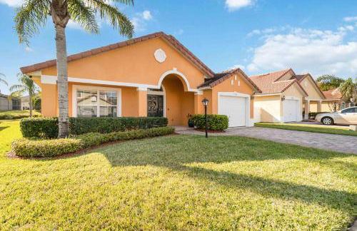 Spacious 4 Bedroom Vacation Villa Near Disney perfect for Two Families - Foto 11