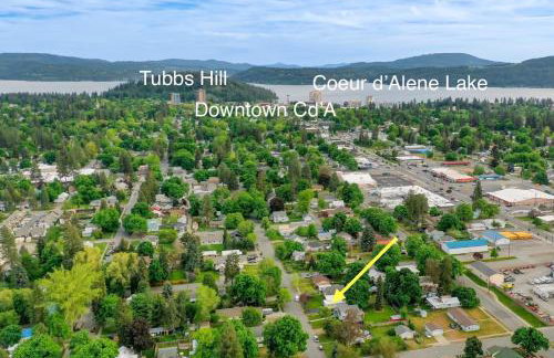 Charming Midtown Cottage Walkable & Cozy - Foto 24