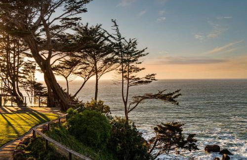 Entire Private Coastal Retreat - Spectacular Ocean Views wHot Tub - Foto 47