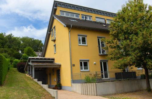 Ferienhaus Moselhöhe - 2023 neu renoviert, mit Design-Ausstattung & großem Garten - Foto 2