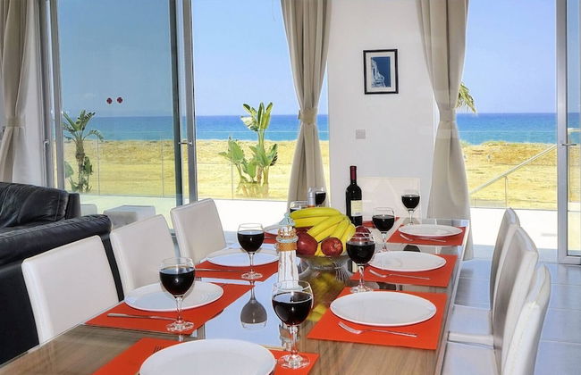 Blue - Beach Front Spectacular Villa Sleeps 10 - Foto 65