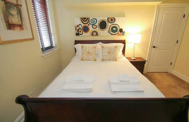 Renaissance Properties - W Rittenhouse Sq - Photo 5