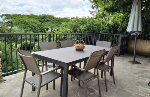 Au coeur du Périgord noir, gîte 6 pers, vue panoramique, proche Sarlat - Foto 3