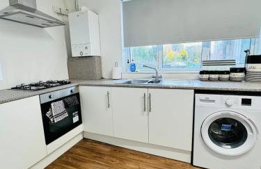 Swanky Dudley Retreat - Foto 5