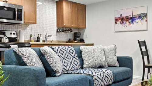 Cozy 2BR Flat - Walk to METRO Union Market - Foto 2