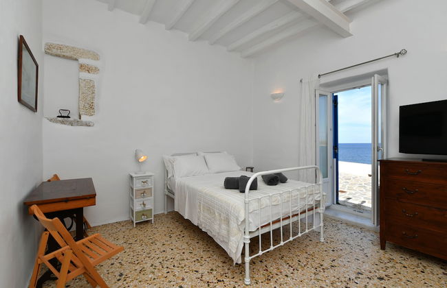 Kastro Traditional House - Photo 3