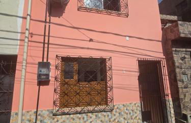 AmazHost - Casa rosa - conforto com split, wi-fi e água quente - Foto 3