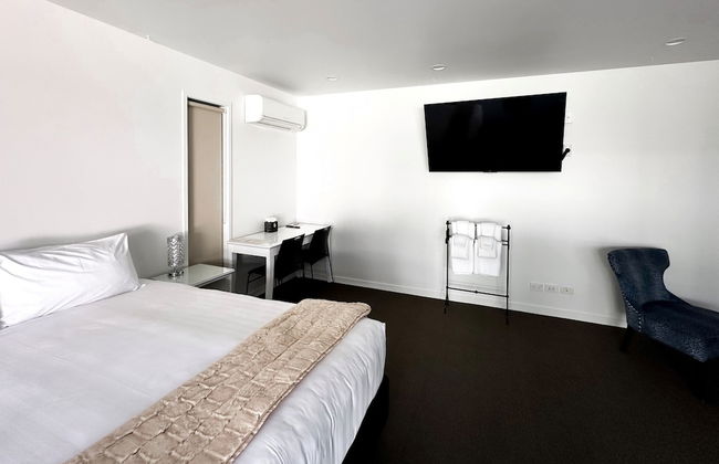 DeLorenzo's Studio Apartments - Foto 31