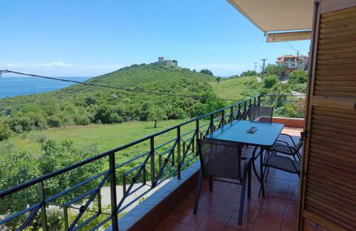 Rainbow Castle Villa neos panteleimonas - Foto 1