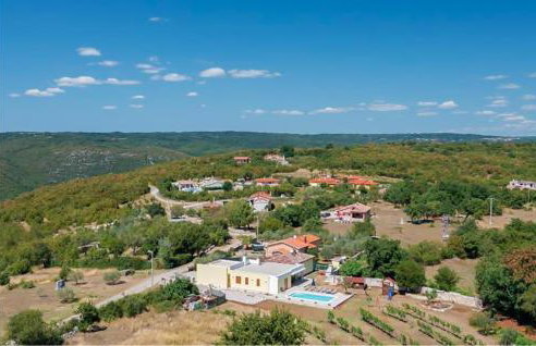 Stunning Home In Labin - Photo 1