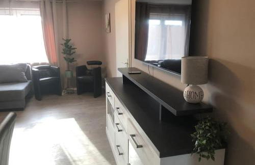 Geräumiges Haus mit viel Platz, Garten und den Parkplätzen - Foto 14