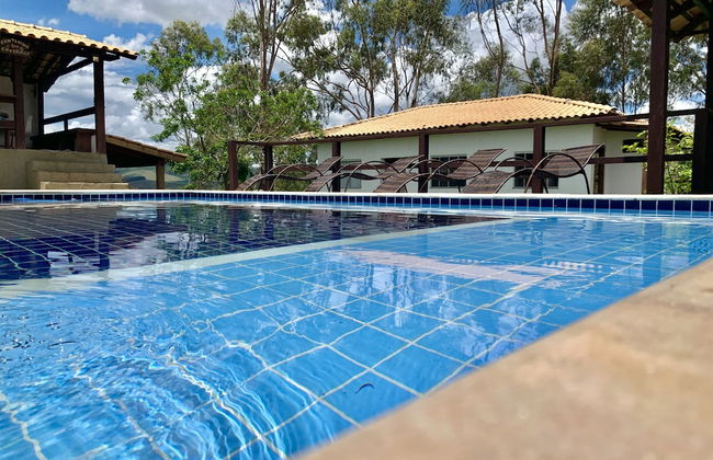 Paz e Tranquilidade - Casa para 15 pessoas com 5 quartos - Foto 6