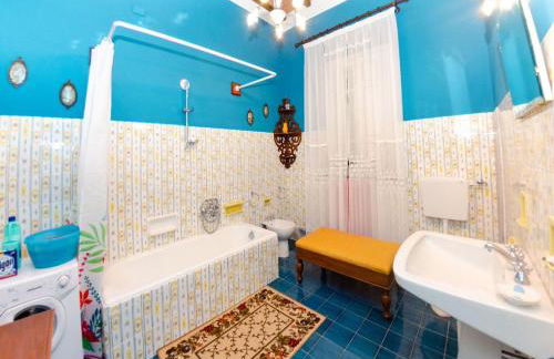 Villa in Uzzano with Private Pool & Garden - Foto 21