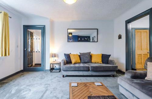 Spacious 3 bedroom close to Leeds city centre with parking - Short Stay Leeds - Foto 17