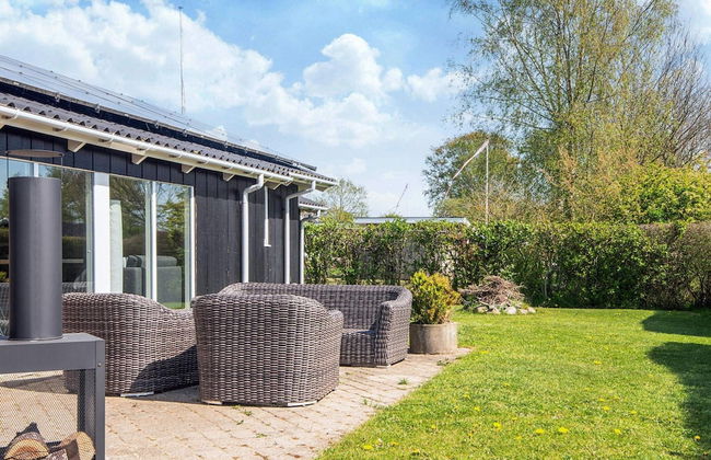 6 Person Holiday Home in Sjolund - Foto 24