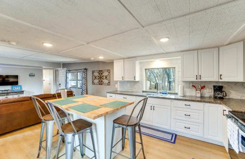 Home 2 Mi to Cedar Creek Lake Bring Your Pets! - Foto 7