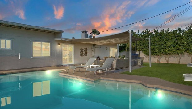 Amazing 4-bdrm W/backyard Paradise in Scottsdale! - Foto 2, Imagen principal