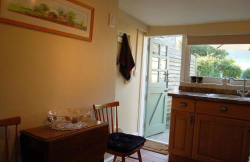 Bronhaul Cottage in Pennal - Photo 13