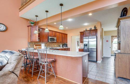 The Gathering Place Rushville Home with Hot Tub - Foto 6