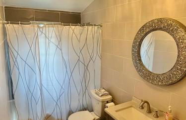 NYC 10 Minutes from JFK Queens Comforts - Foto 7