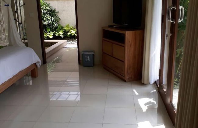 Intan Legian Seminyak Villa - Photo 21