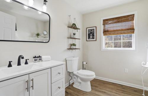 Creekside Fun Dog-friendly, Games & Fire Pit - Photo 29