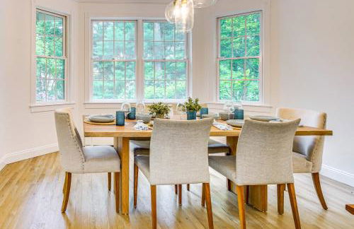 Serene Hudson Valley Escape with Pool and Grill - Foto 9