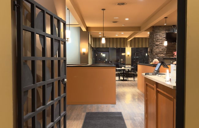 Divya Sutra Plaza and Conference Centre, Vernon, BC - Foto 63