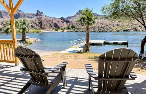 Dock Holiday! Waterfront cottage with boat ramp! - Foto 1