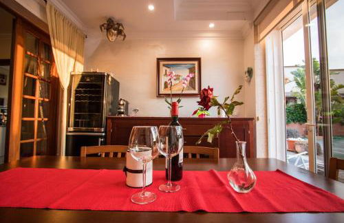 Bonita Casa Suit, Porto Colom, Piscina, AC, Wifi y Netflix - Foto 9