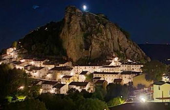 Cozy apartment in Pizzoferrato 55 m² with mountain view - Photo 10