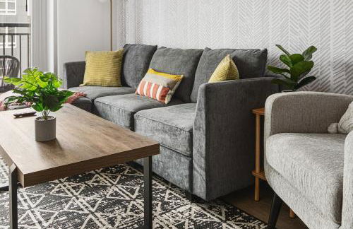 Urban Retreat - Free Parking, WiFi, Walk to Stadium - Foto 57