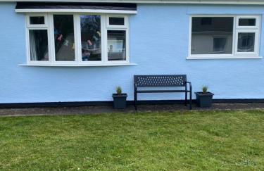 37 Gower holiday village Ty Seren Cosy 2 bedroom chalet with a seasonal indoor pool - Foto 16