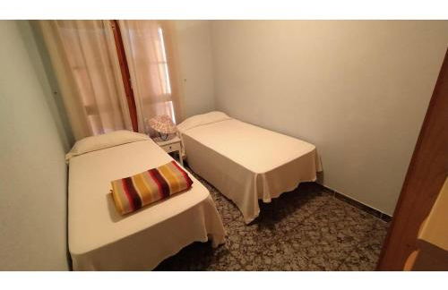 Casa pareada con piscina en la Costa Dorada - Foto 11