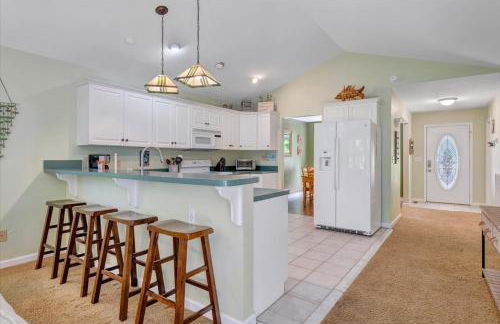 Reel Relaxed - Lakefront w/ Private Dock! - Foto 16