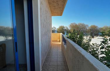 Grammeno Seaside Studios - Photo 42