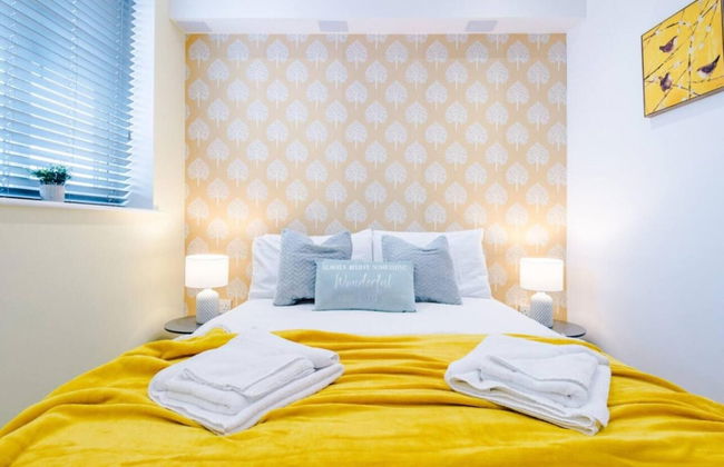 Old Trafford Two-bedroom Stay by Belvilla - Photo 7