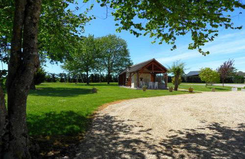 Gîte familial 12 pers. proche Valençay, ZooParc de Beauval et Châteaux de la Loire, parc arboré et jeux - FR-1-591-113 - Foto 3